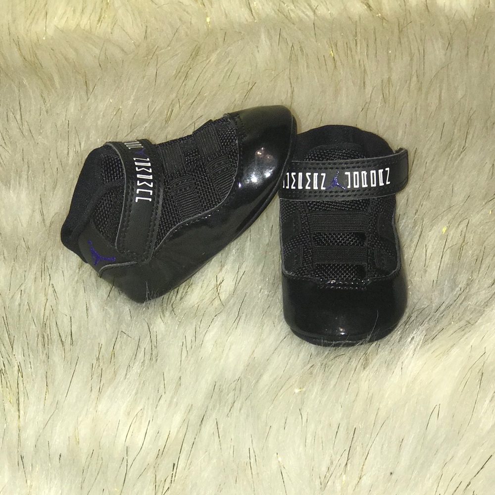 SPACE JAM 11s
